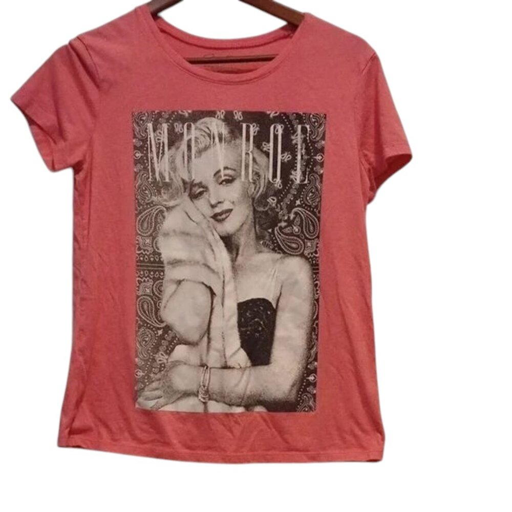 Marilyn Monroe Pink Graphic Tee - Picture 5 of 5